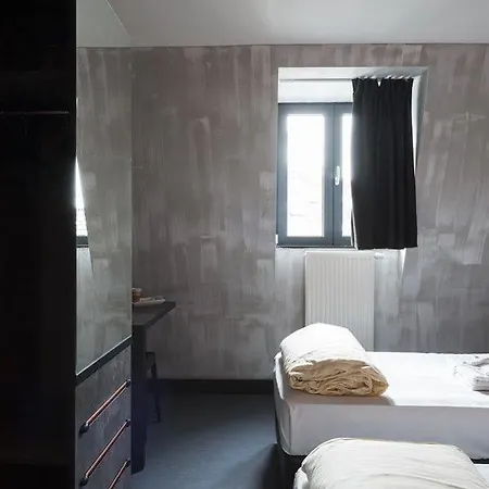 Hostel Brxxl 5 Centre *